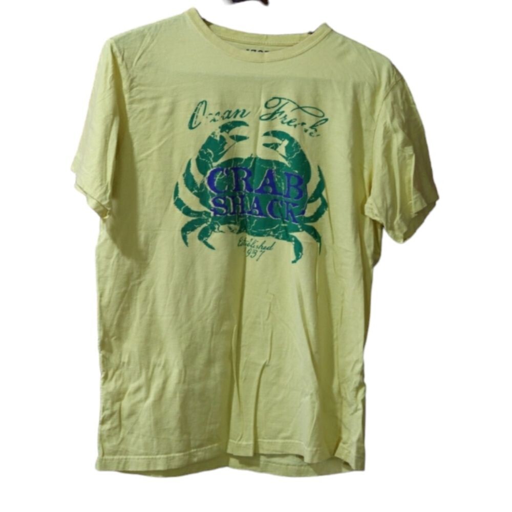 Izod Yellow Ocean Fresh Crab Shack Tshirt Medium
